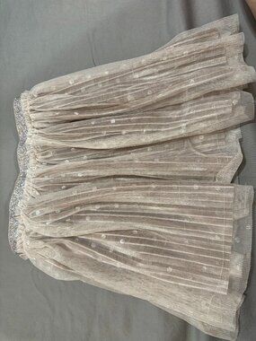 Cat & Jack Girls Beige Sparkle Tulle Skirt Silver Waistband Size S 6/6X SKU022